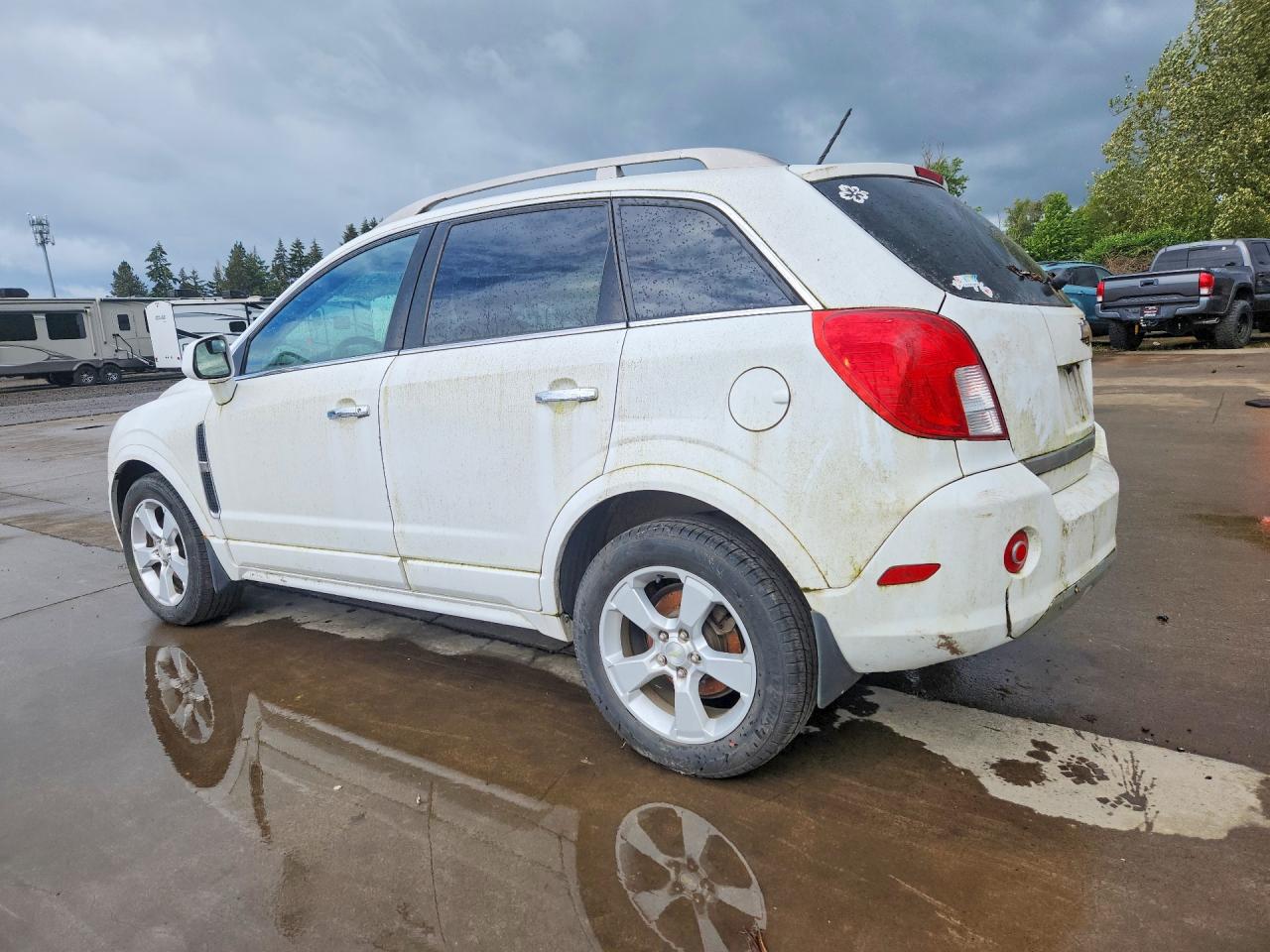 2014 Chevrolet Captiva VIN 3GNAL3EK5ES658704 photo 2