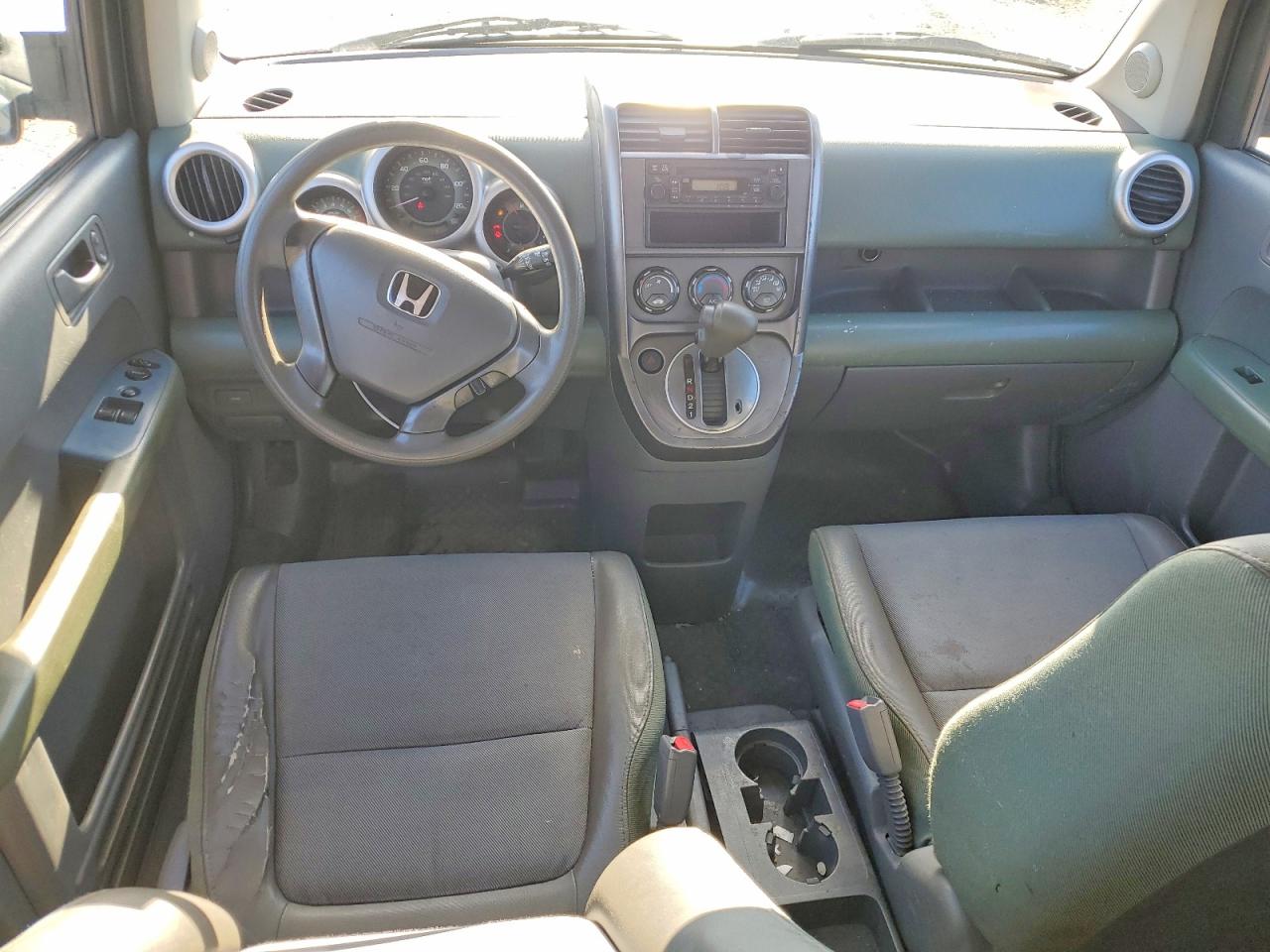2005 Honda Element VIN 5J6YH28385L031373 photo 8