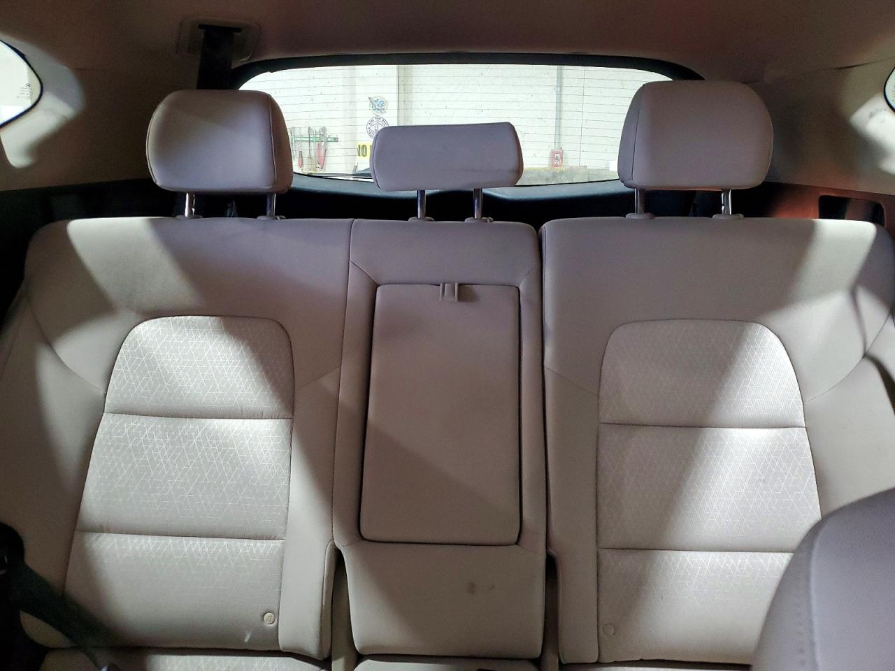 2017 Hyundai Tucson VIN KM8J33A46HU421008 photo 10