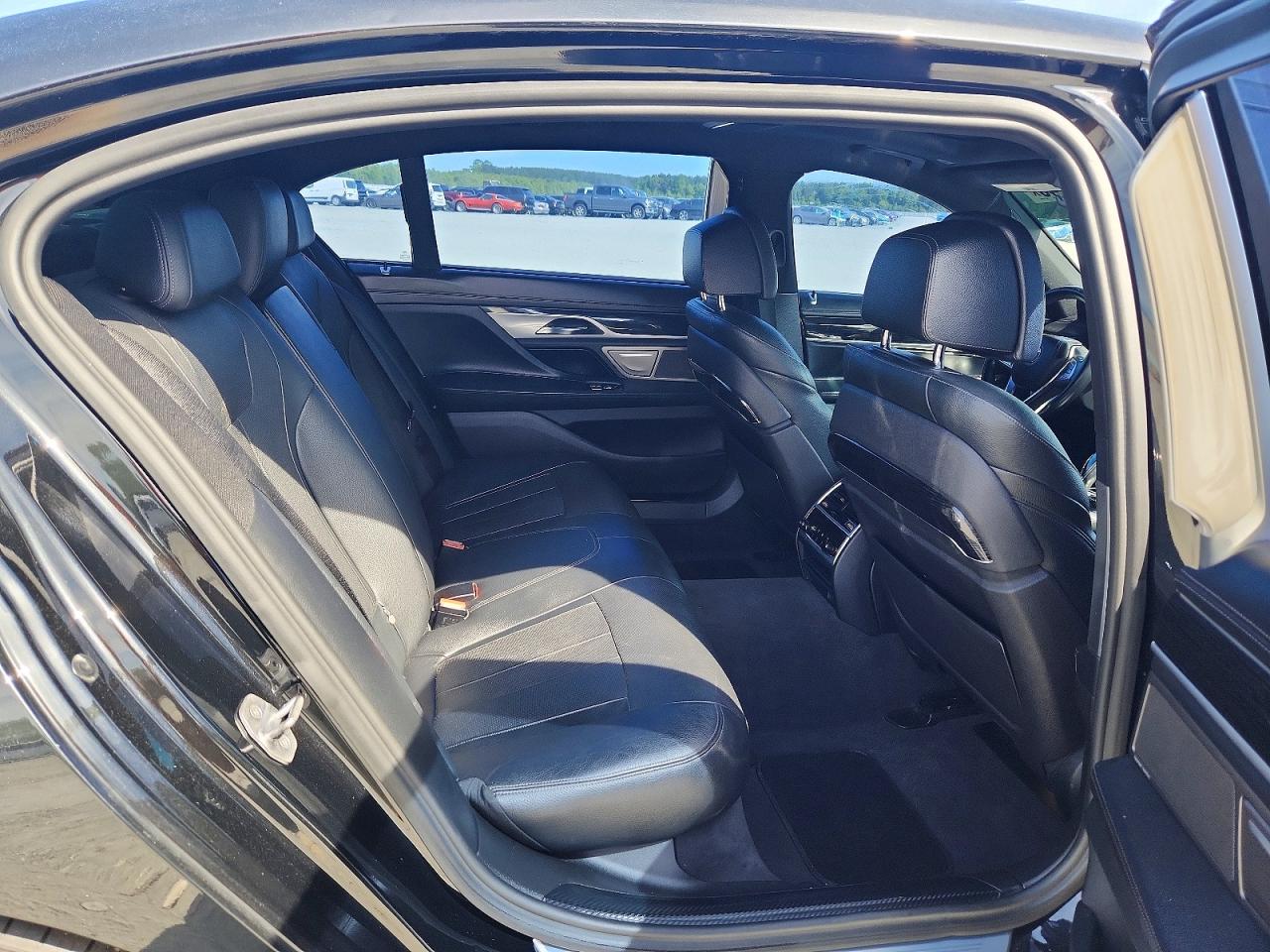 2017 BMW 7 series VIN WBA7E2C33HG741003 photo 10