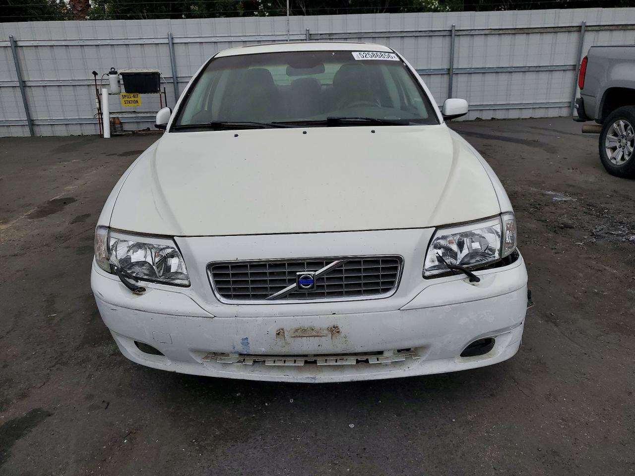 2004 Volvo S80 VIN YV1TS59HX41381914 photo 5