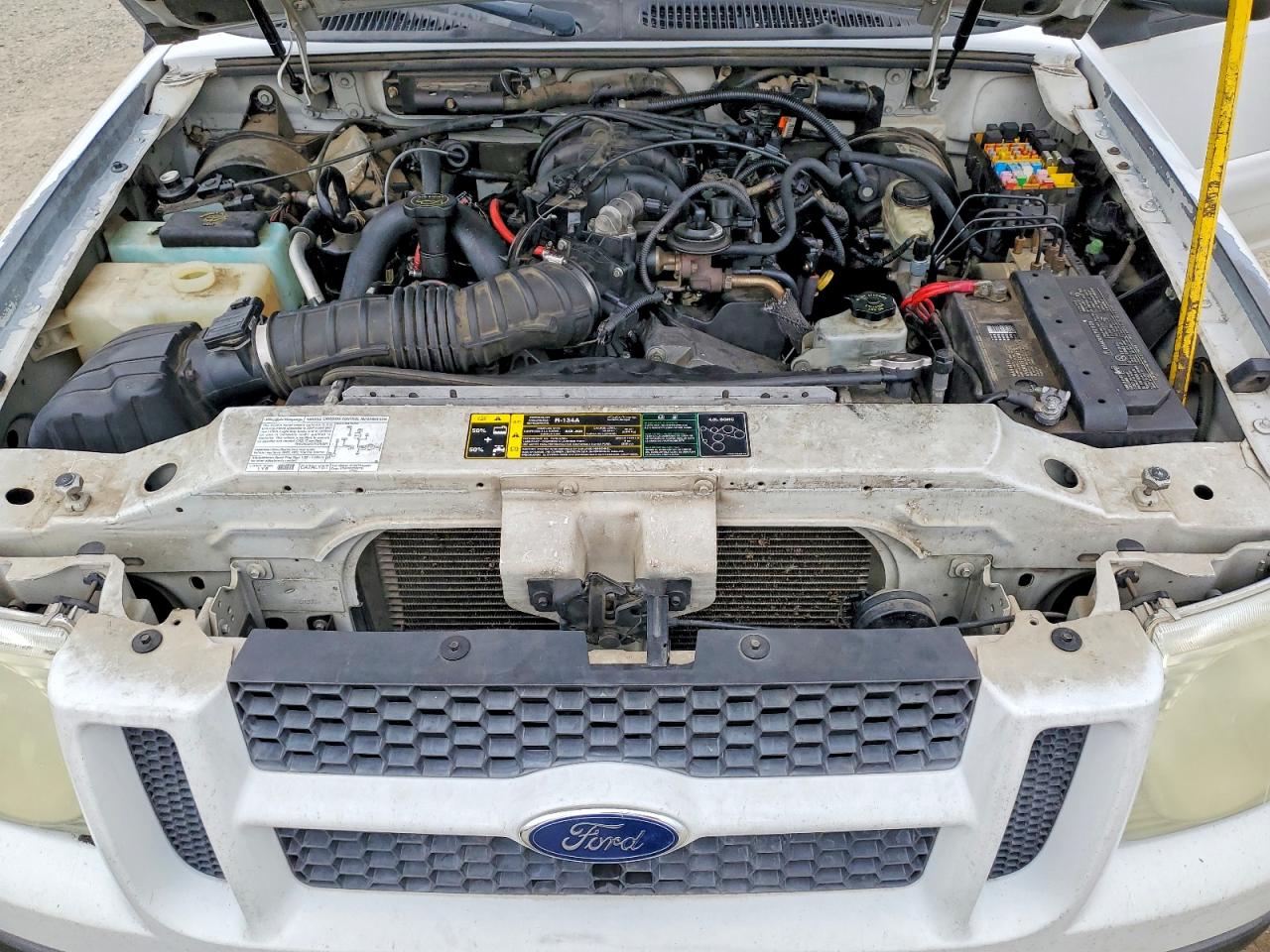 2004 Ford Explorer VIN 1FMZU67K84UA62262 photo 11