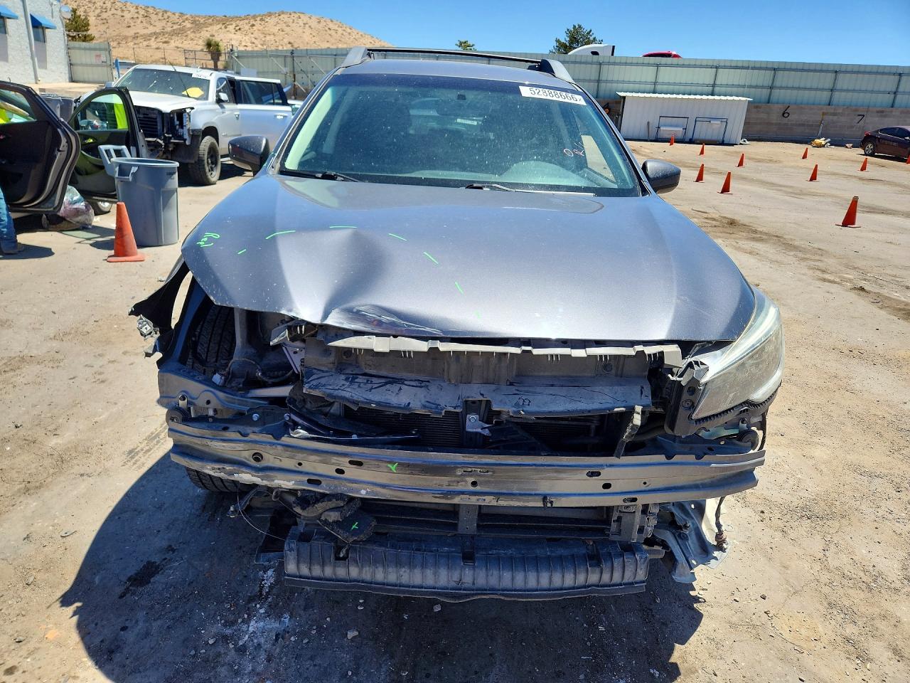 2018 Subaru Outback VIN 4S4BSACC9J3363469 photo 5