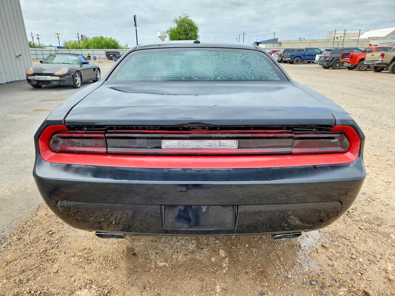 2011 Dodge Challenger VIN 2B3CJ4DGXBH603563 photo 6