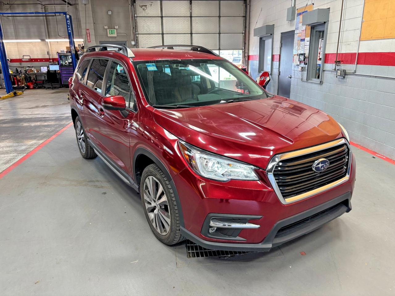 2022 Subaru Ascent VIN 4S4WMAMD5N3415172 photo 1