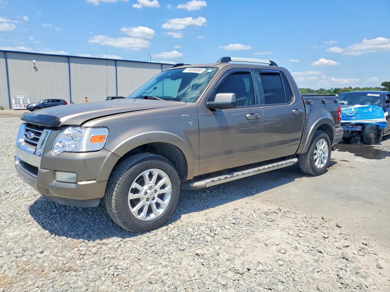 2007 Ford Explorer VIN 1FMEU33897UA06049 photo 1