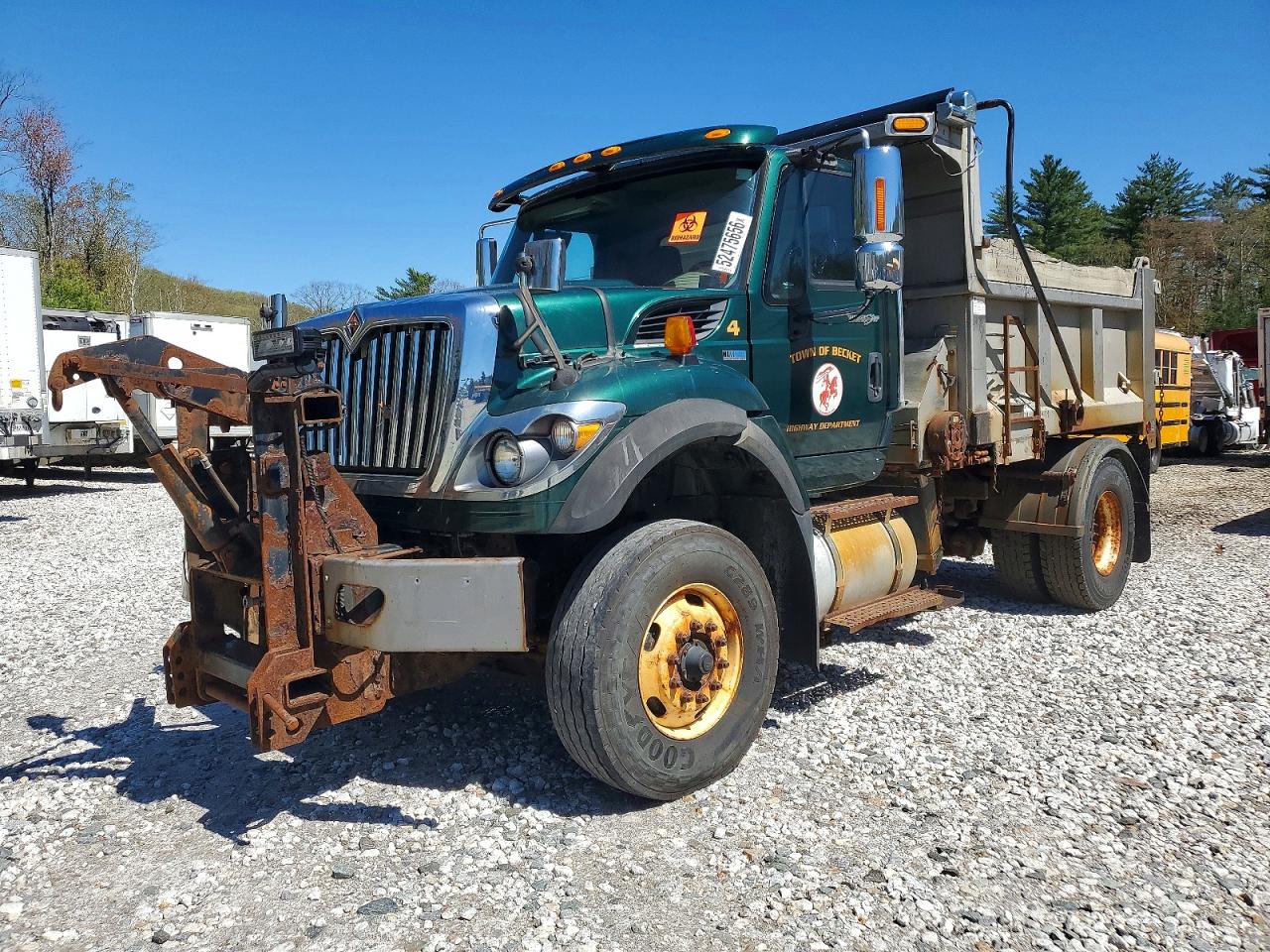 2014 International All models VIN 1HTWLAZRXEH035374 photo 2