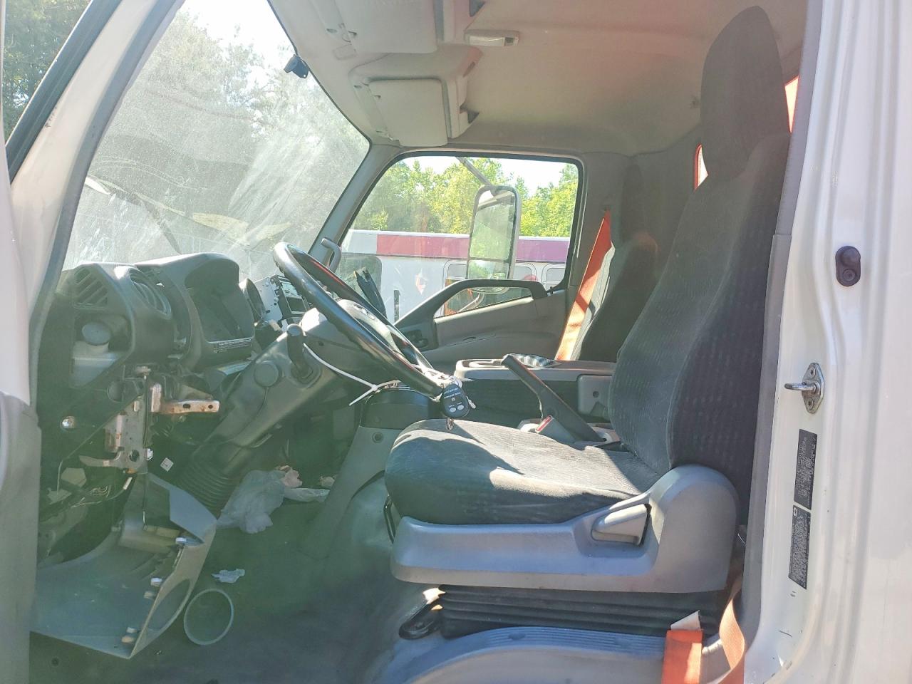 2017 HINO All other VIN JHHSDM2HXHK005758 photo 7
