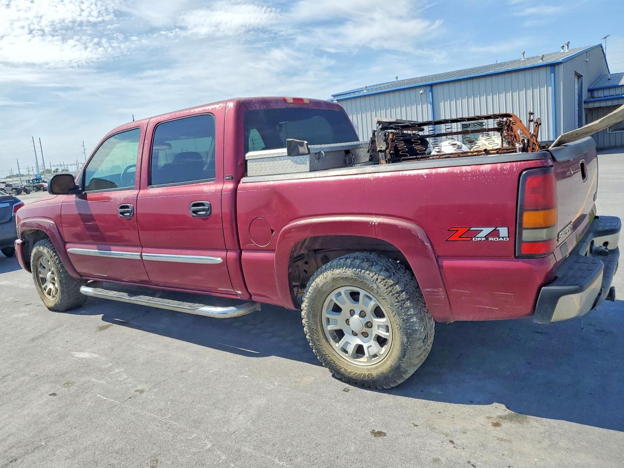 2005 GMC SIERRA VIN 2GTEK13T651175201 photo 2
