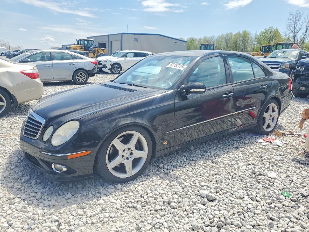 2009 Mercedes-Benz E-class VIN WDBUF87X09B388042 photo 1
