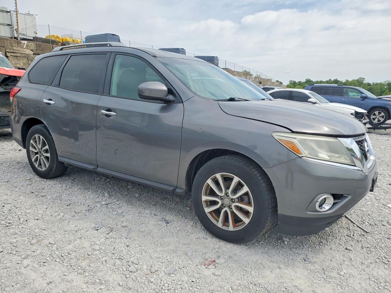 2016 Nissan Pathfinder VIN 5N1AR2MM9GC628758 photo 4