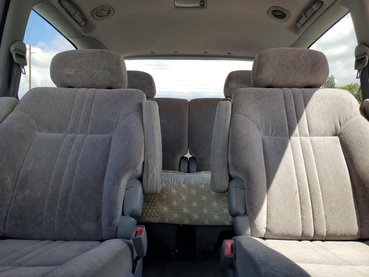 1998 Toyota Sienna VIN 4T3ZF13C6WU025460 photo 10