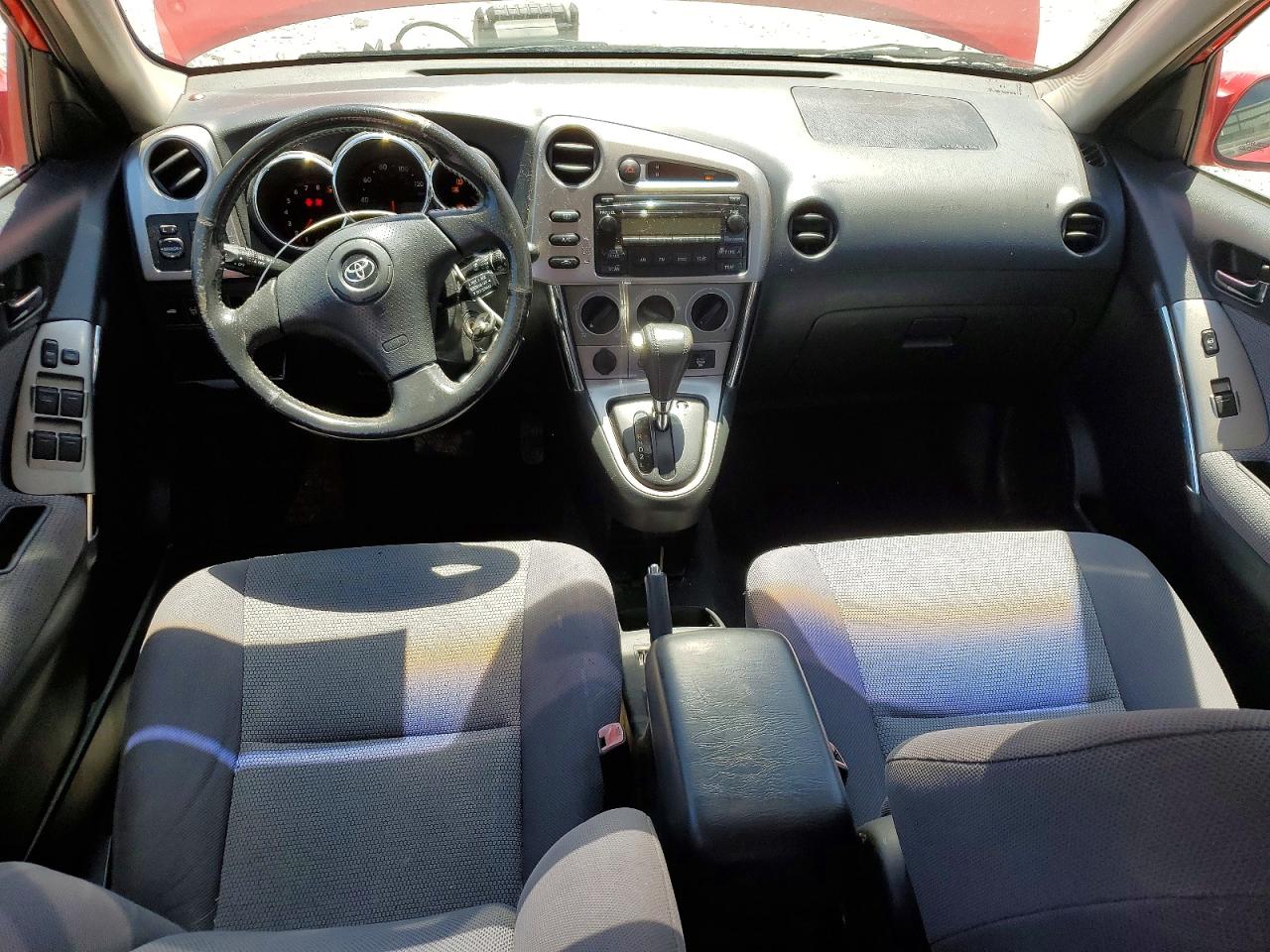 2005 TOYOTA Matrix VIN 2T1LR32E35C321069 photo 8