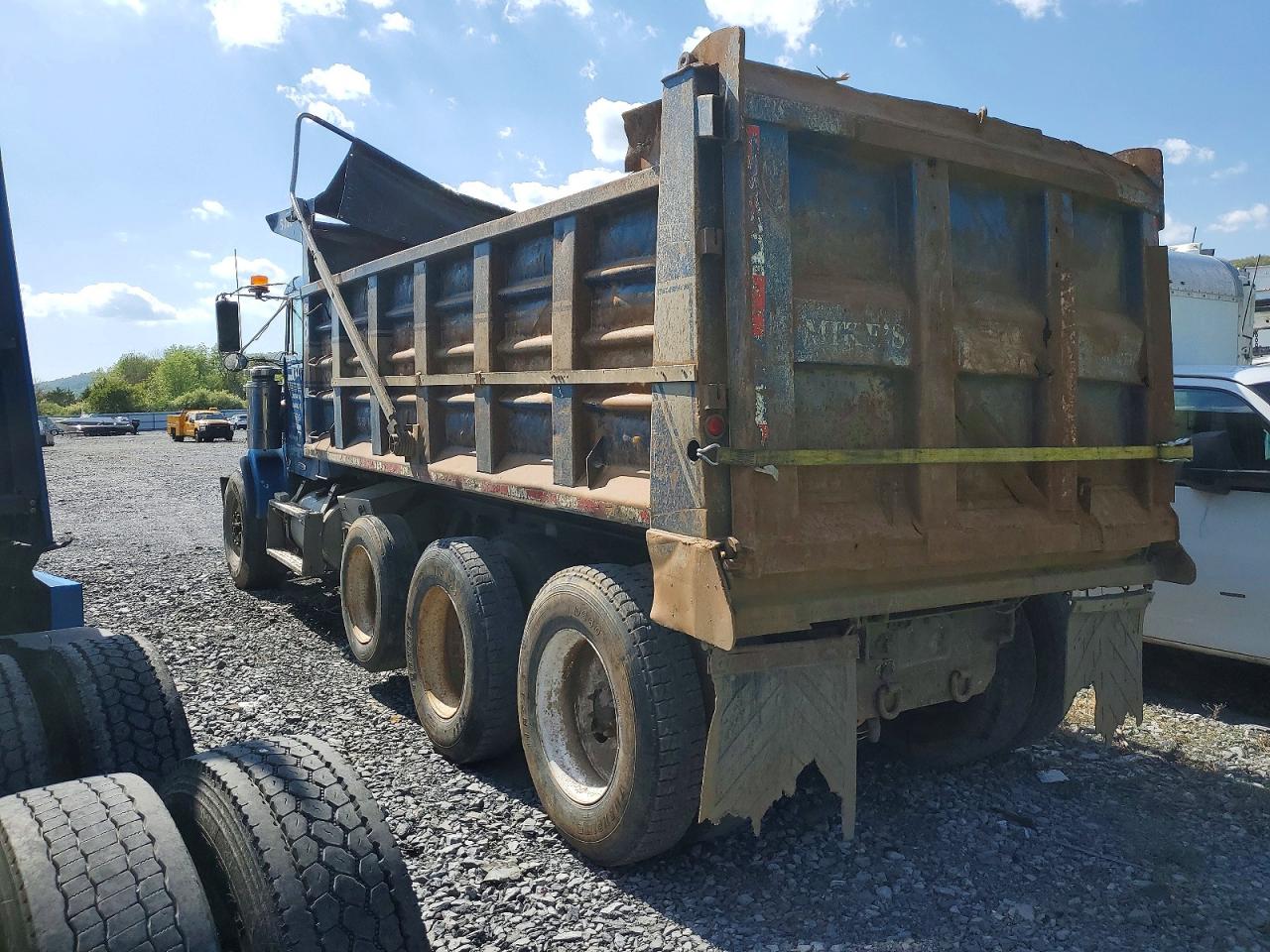 1999 FREIGHTLINER All other VIN 1FV4FXYB6XLA17481 photo 3