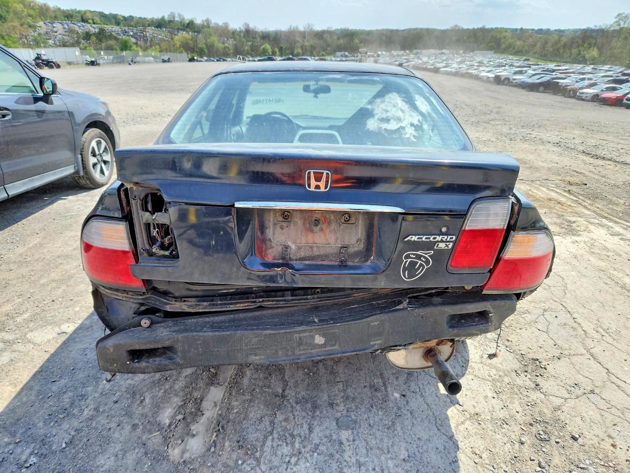 1997 Honda Accord VIN 1HGCD563XVA083522 photo 6