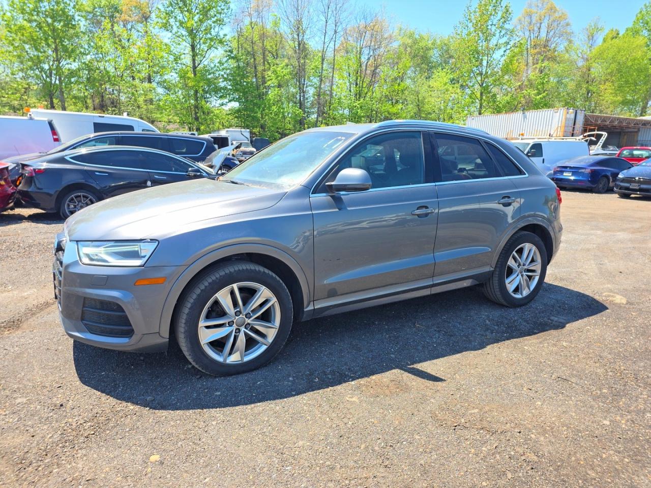 2016 AUDI Q3 VIN WA1EFCFS6GR013415 photo 2