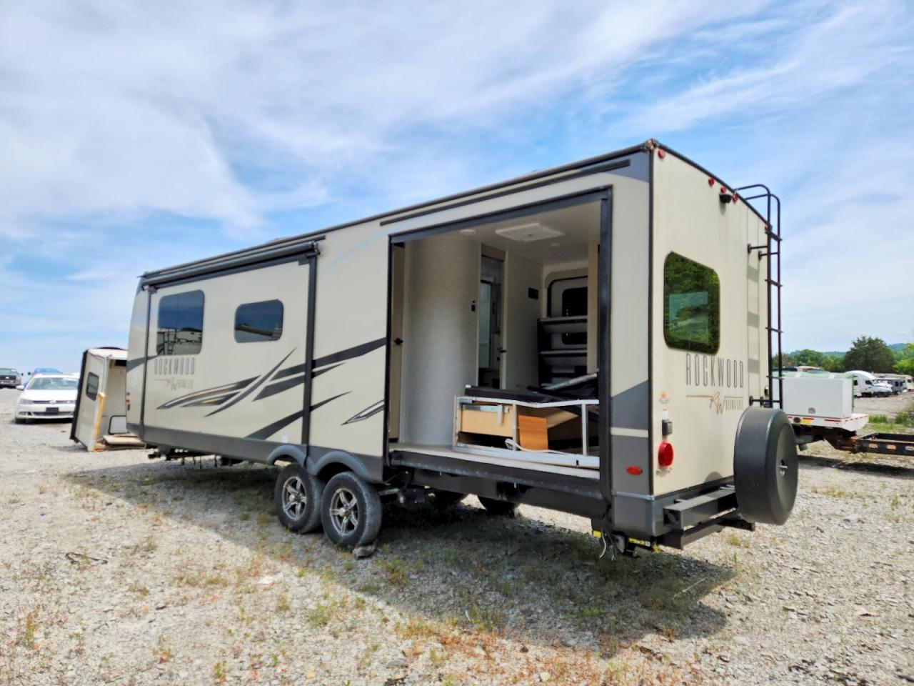 2022 FOREST All models VIN 4X4TRLB29NZ178912 photo 3