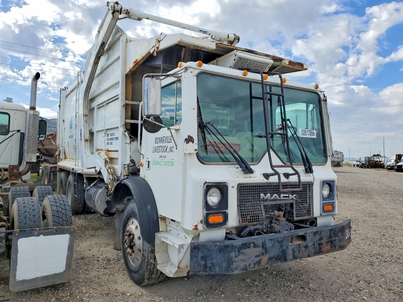2002 MACK Mr6405 VIN 1M2K194Y72M019968 photo 1