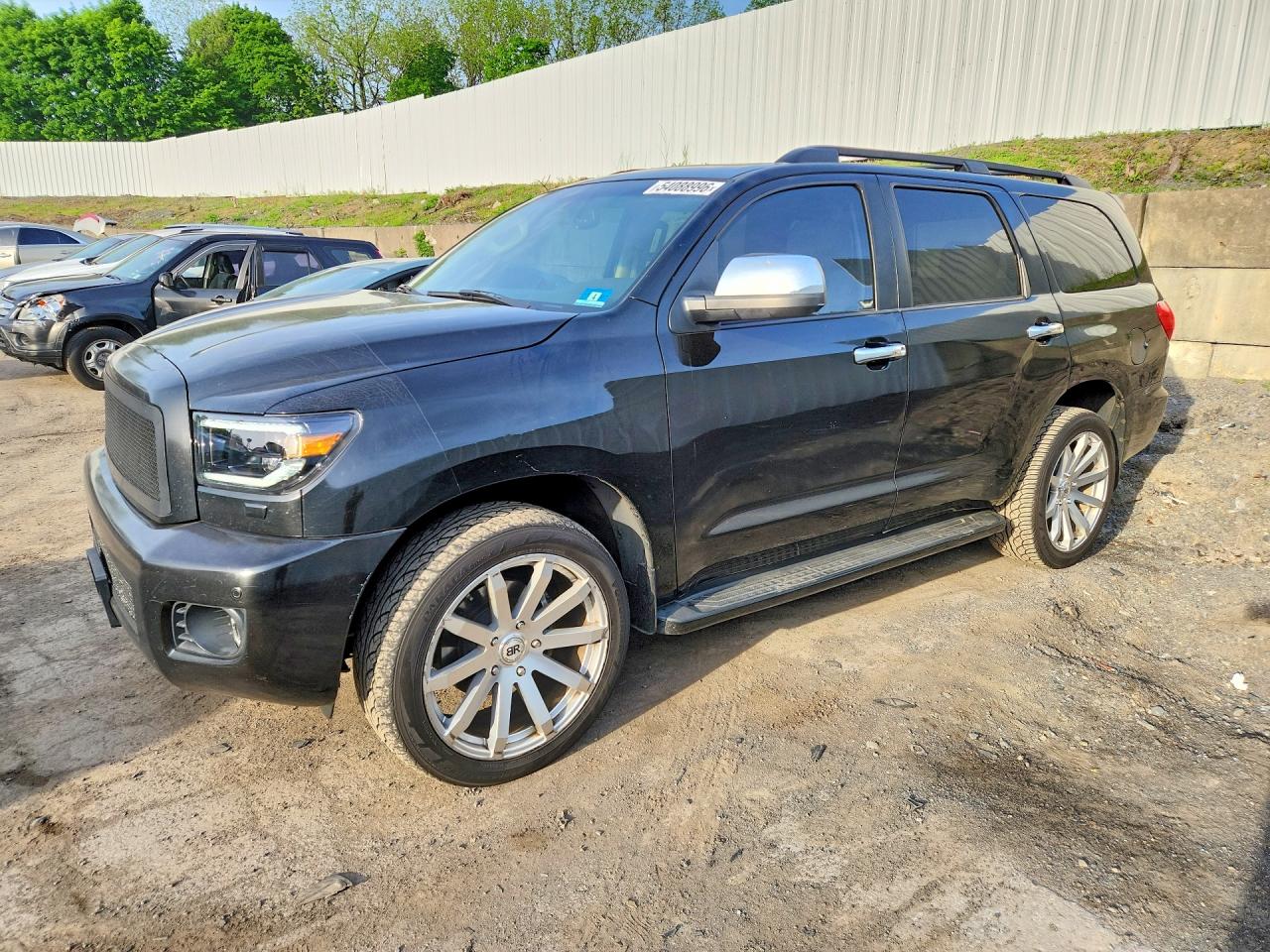 2010 Toyota Sequoia VIN 5TDJY5G14AS034434 photo 1