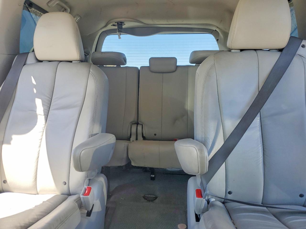 2012 Toyota Sienna VIN 5TDDK3DC8CS031256 photo 10
