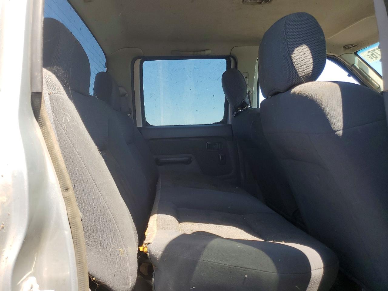 2002 NISS Frontier VIN 1N6ED27T42C336478 photo 10