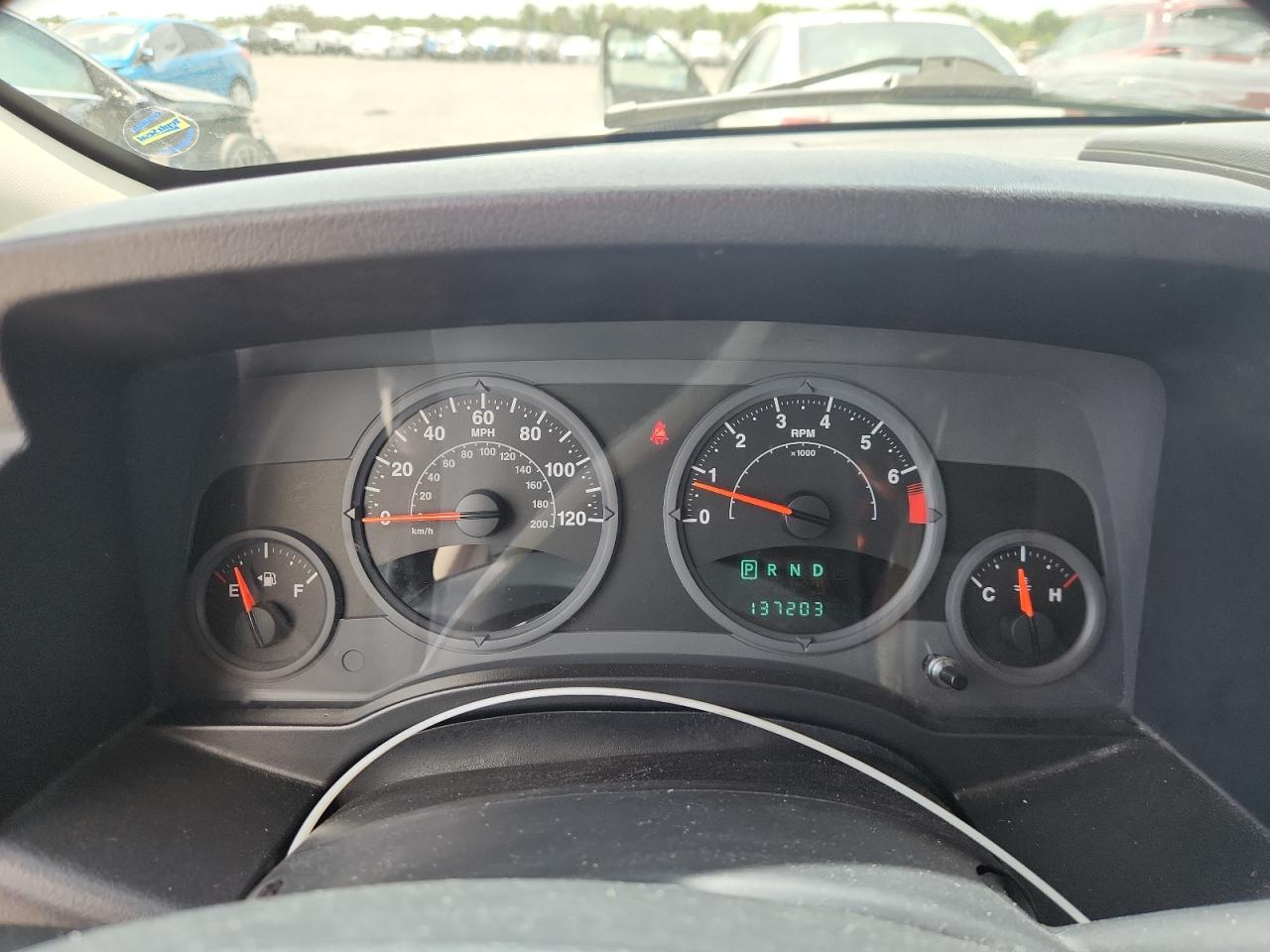 2008 Jeep Patriot VIN 1J8FT28W78D706398 photo 9