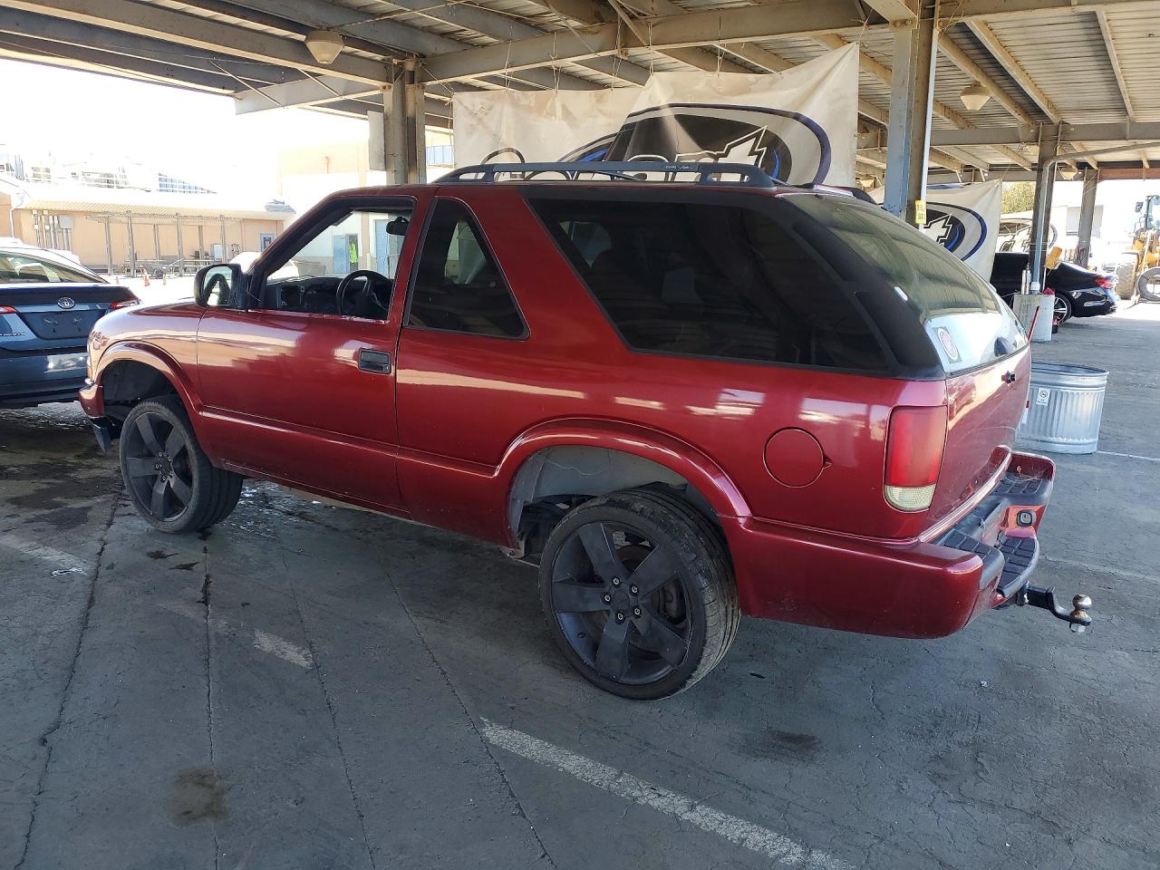 2003 CHEV Blazer VIN 1GNCS18X93K114061 photo 2
