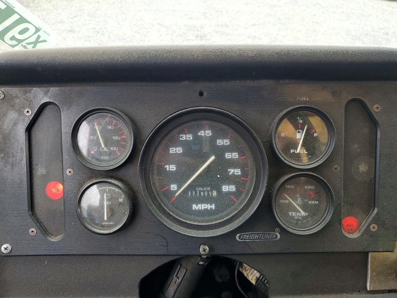2000 FREIGHTLINER All other VIN 4UZA4FF41YCF81362 photo 9