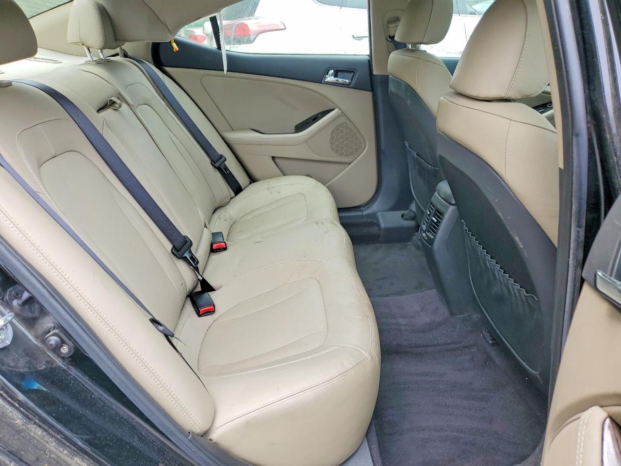 2011 Kia Optima VIN KNAGN4A79B5173876 photo 10