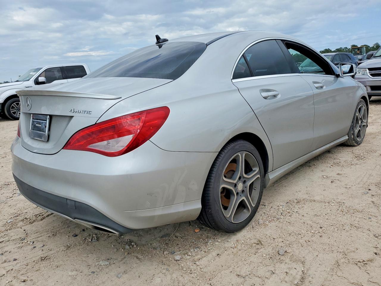 2018 MERCEDES-BENZ Cla-class VIN WDDSJ4GB5JN507250 photo 3