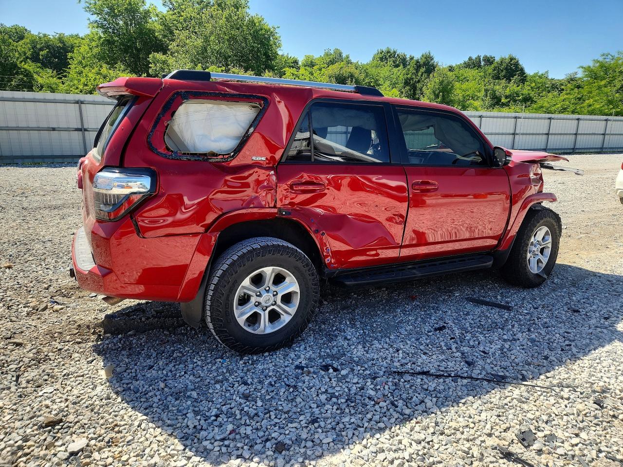 2024 Toyota 4runner VIN JTENU5JR2R6242573 photo 3