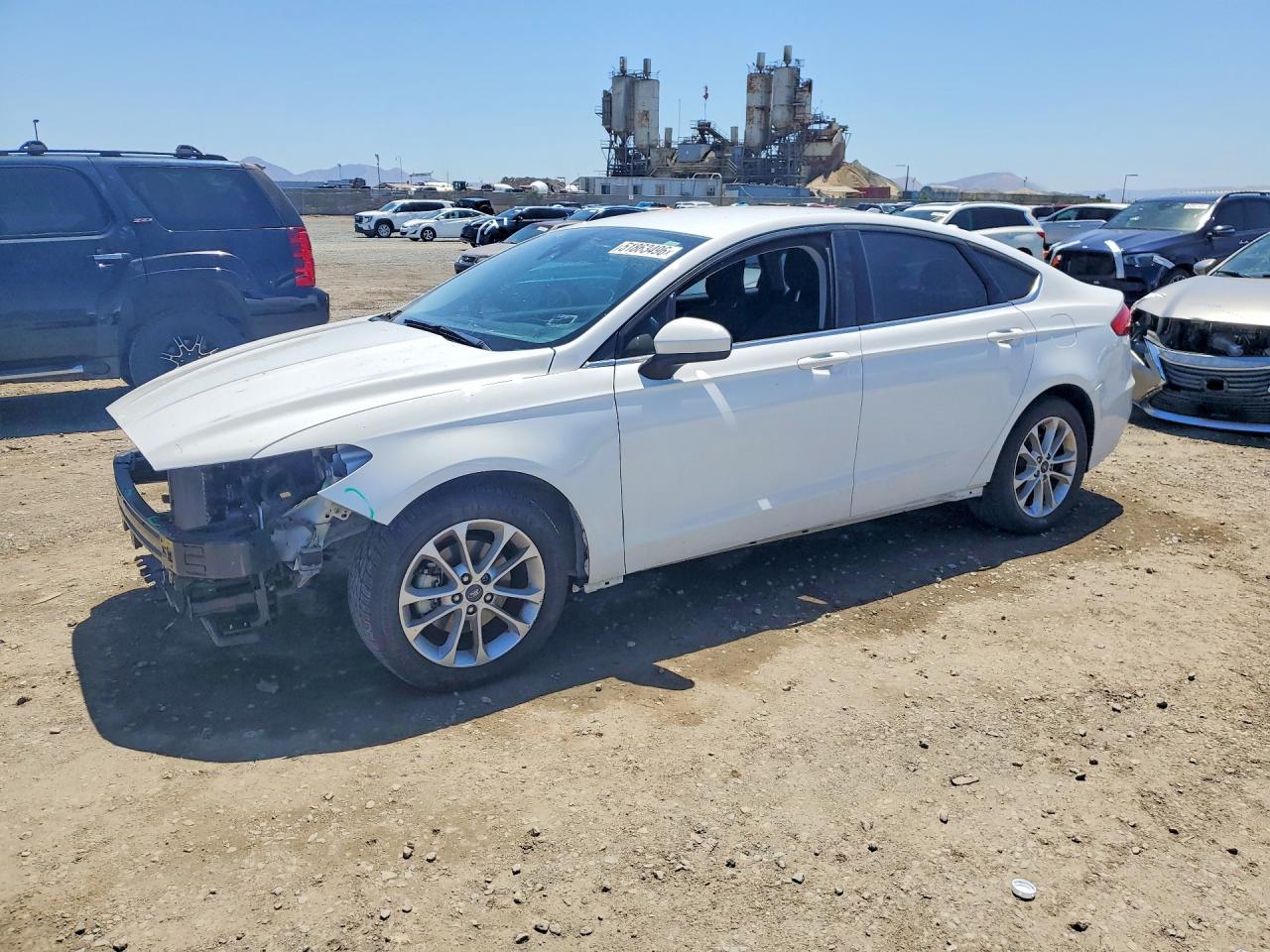 2019 Ford Fusion VIN 3FA6P0H72KR255541 photo 1