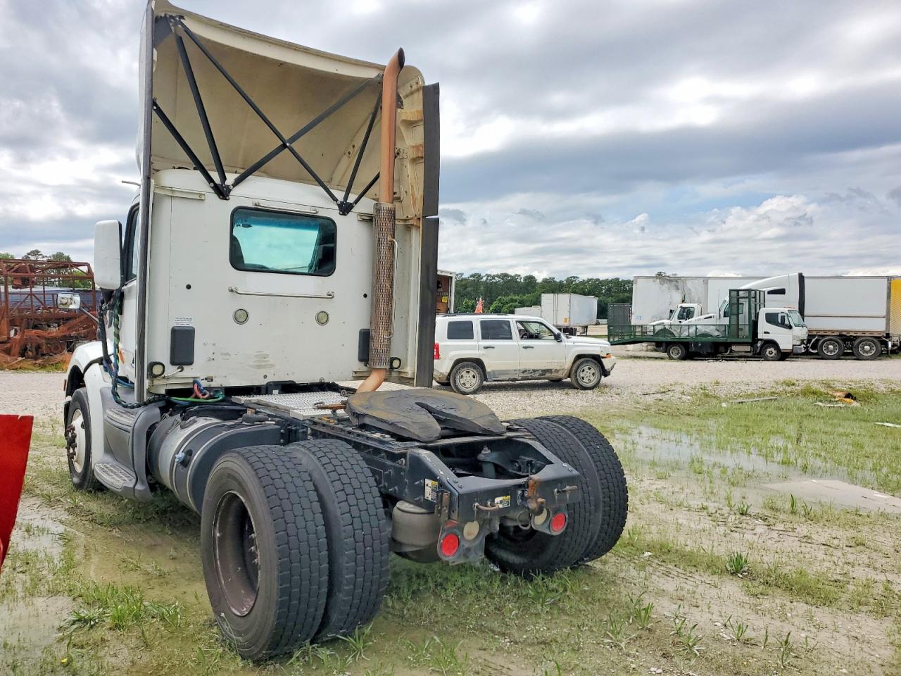 2017 PETERBILT All other VIN 1XPBA48X6HD428995 photo 3