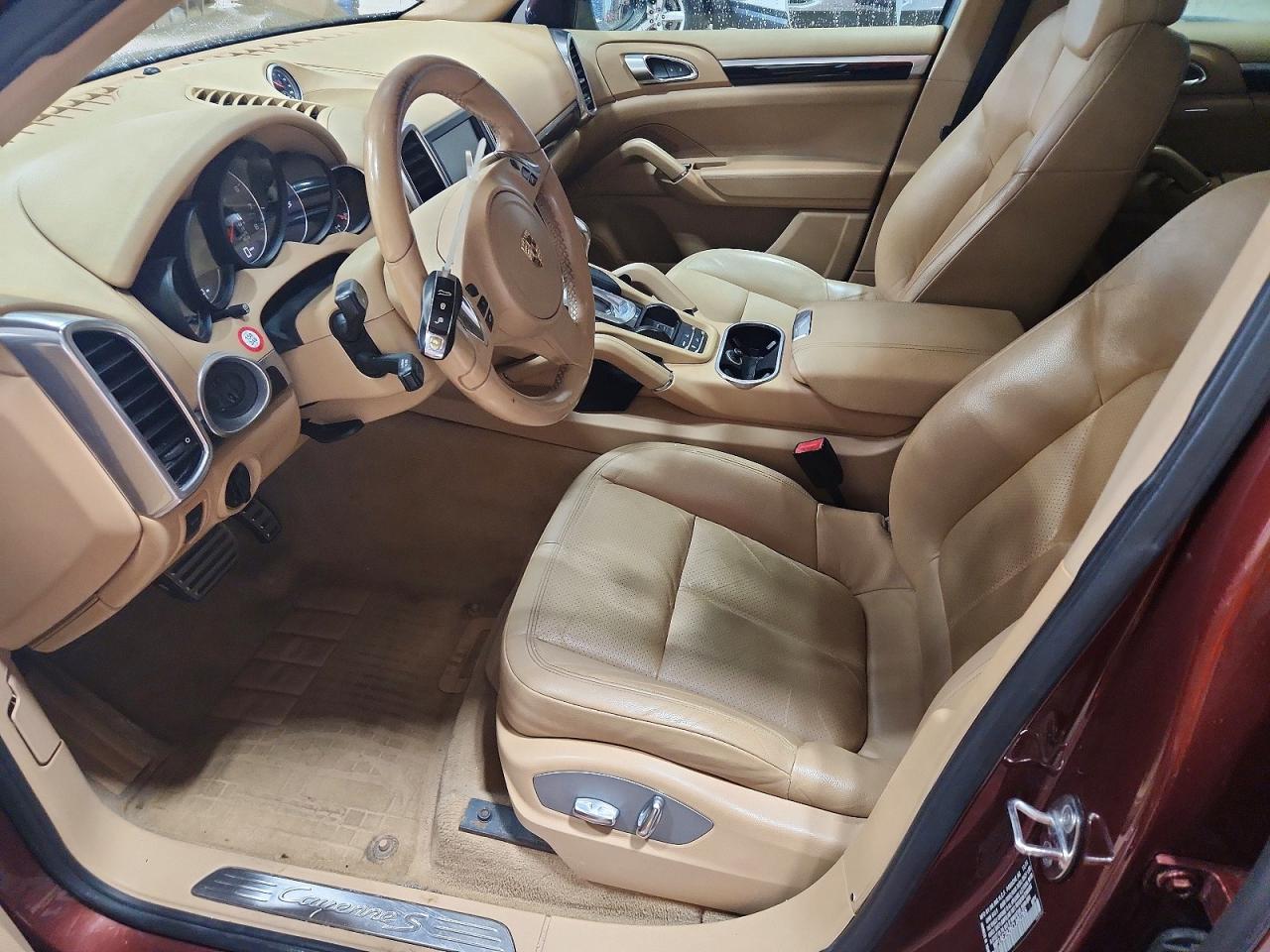 2012 Porsche Cayenne VIN WP1AE2A26CLA92265 photo 7