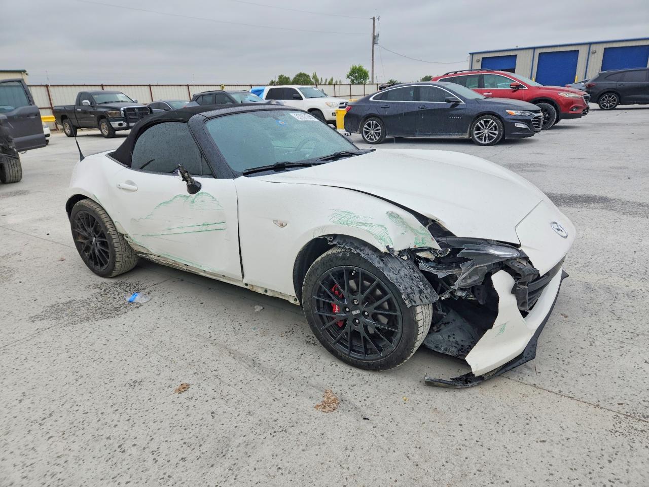 2016 Mazda Mx5 VIN JM1NDAC72G0119736 photo 4