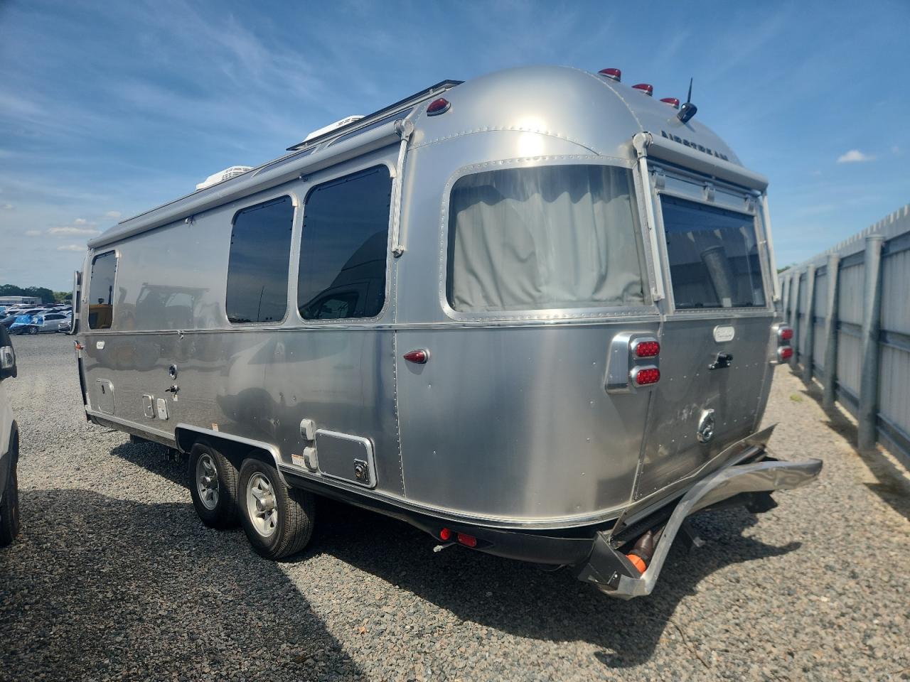 2025 AIRSTREAM Flying clo VIN 1STJ9YJ28SJ576863 photo 3
