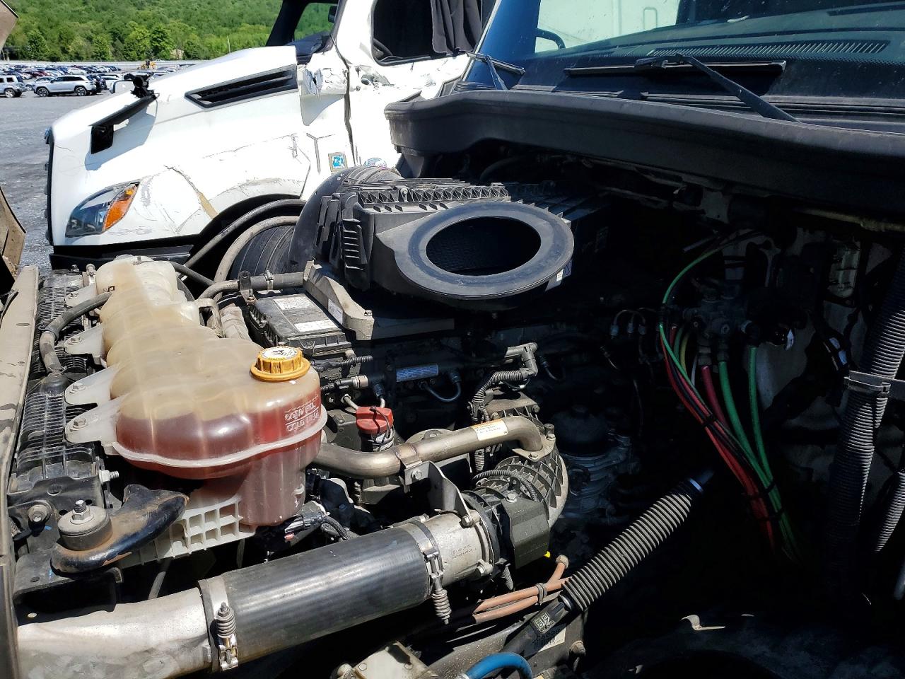 2019 FREIGLINER All other VIN 3AKJHHDR8KSGC6008 photo 7