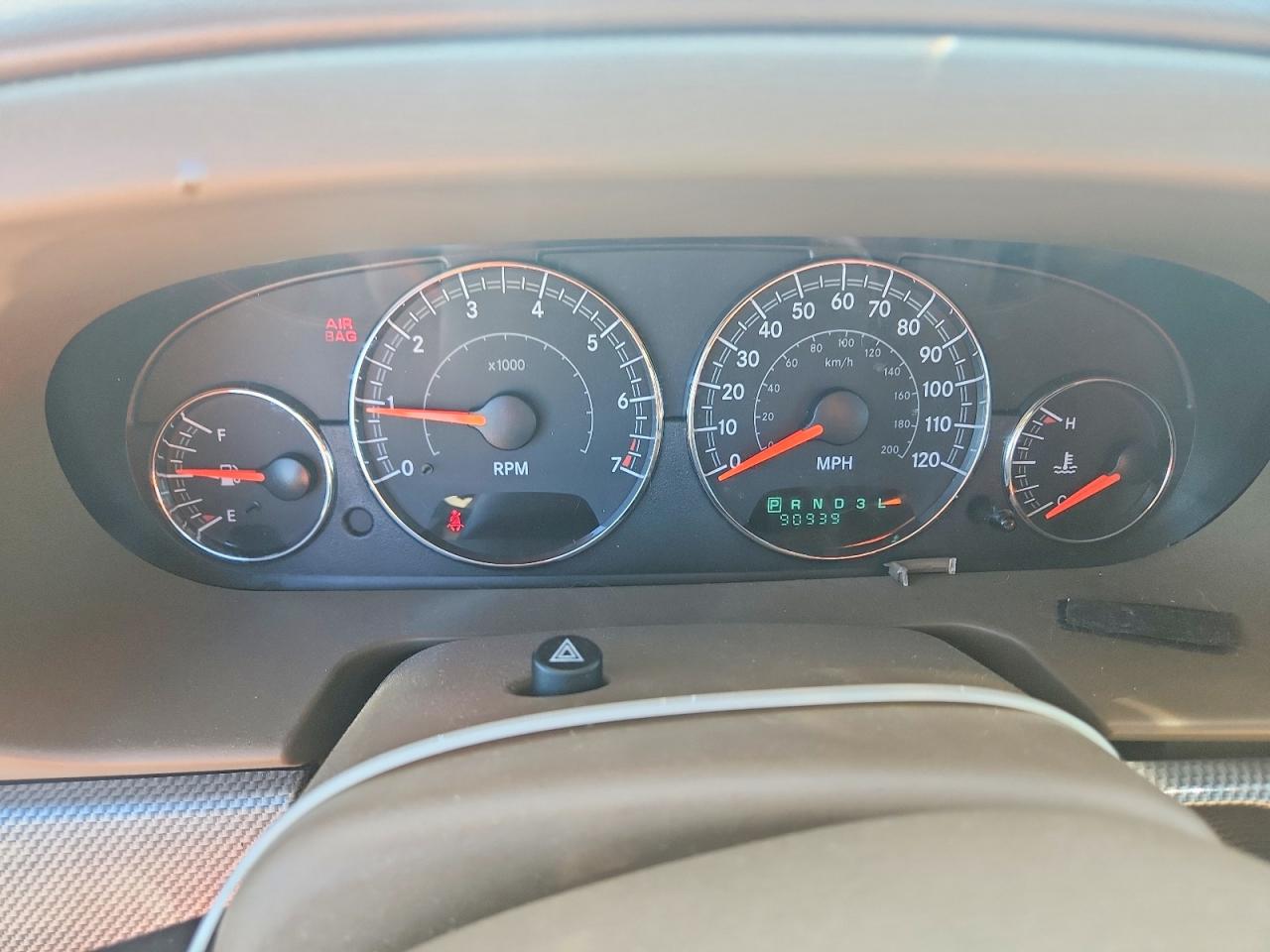 2004 Chrysler Sebring VIN 1C3EL55R64N291960 photo 9