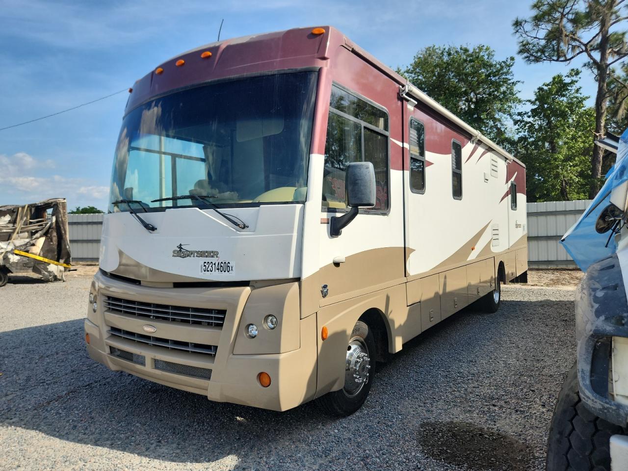 2010 WINNEBAGO All models VIN 1F6NF53Y290A01153 photo 2