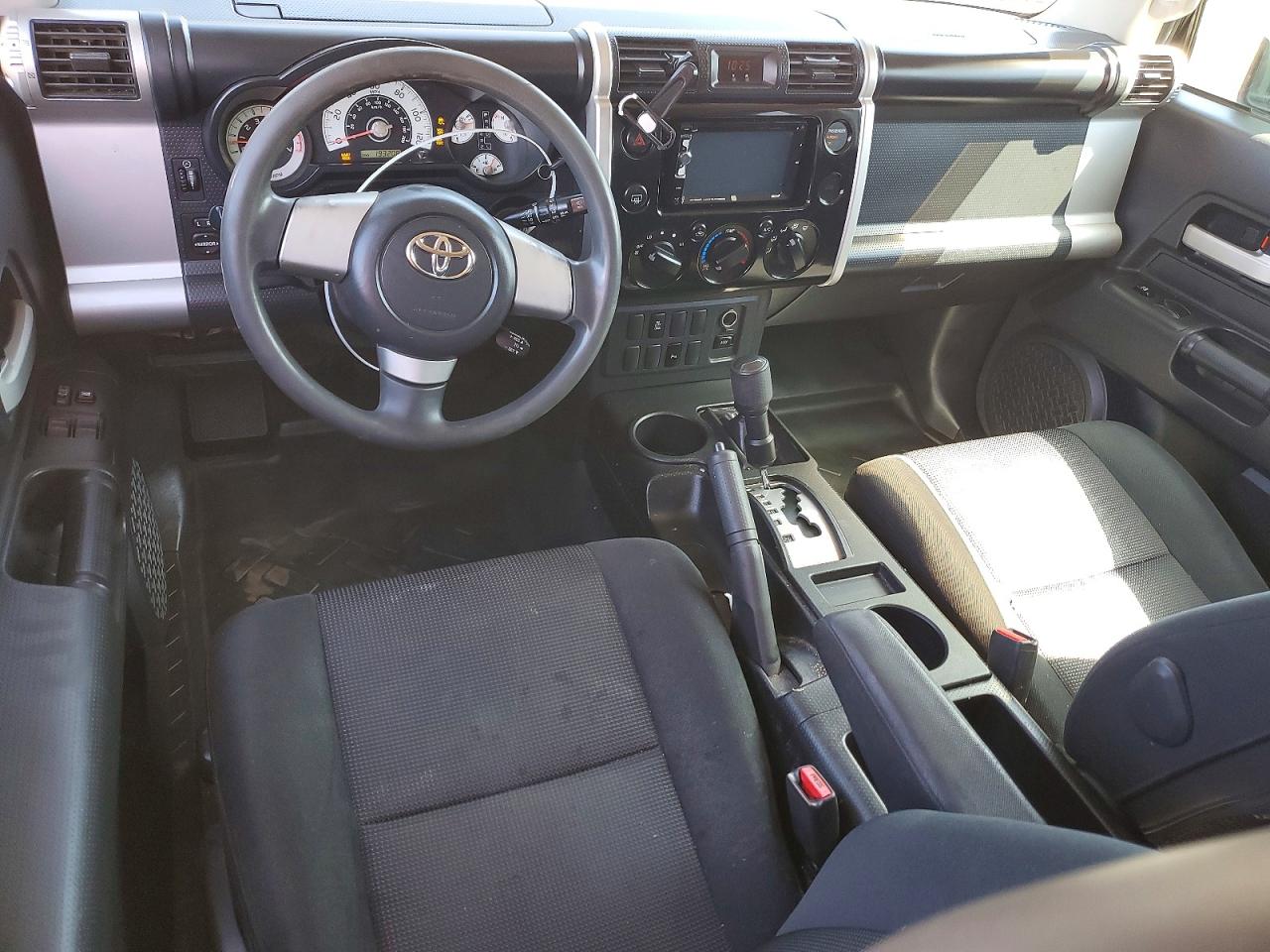 2007 Fj cruiser VIN JTEBU11F470089602 photo 8