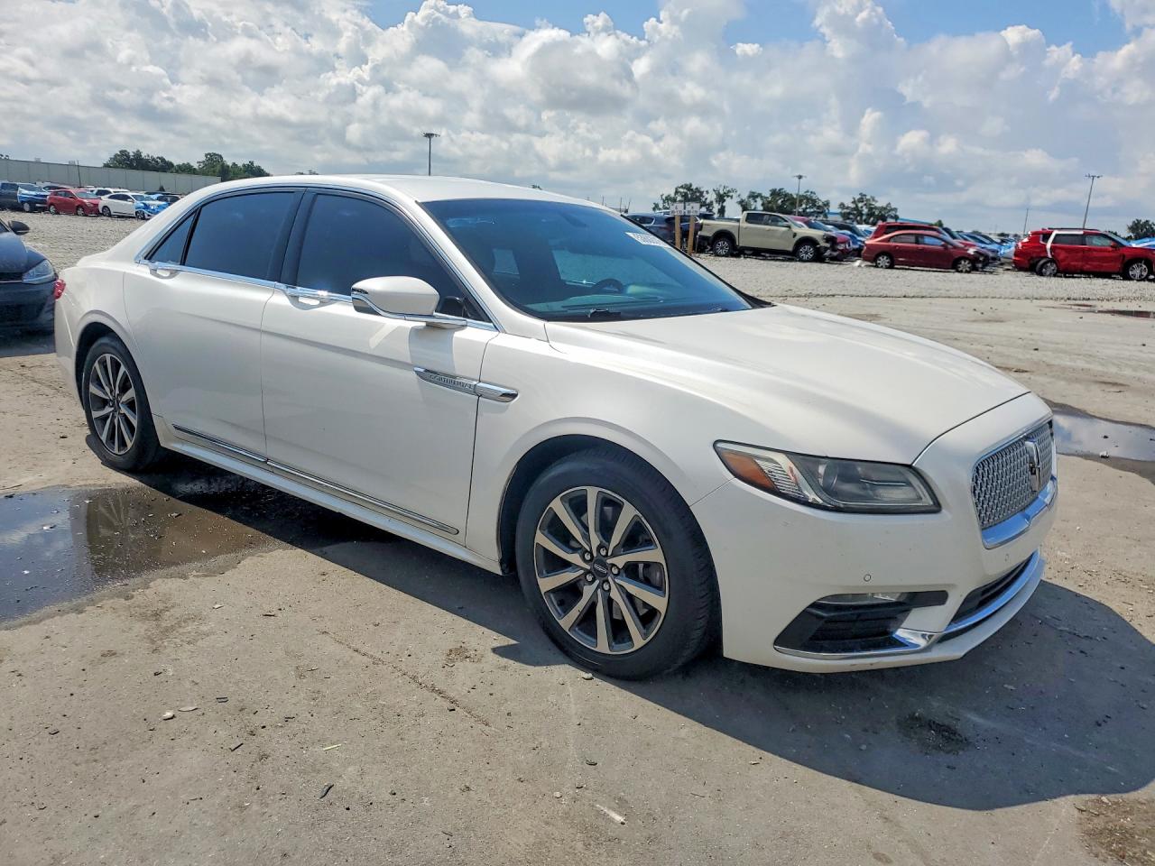 2018 Lincoln Continentl VIN 1LN6L9PK8J5601718 photo 4