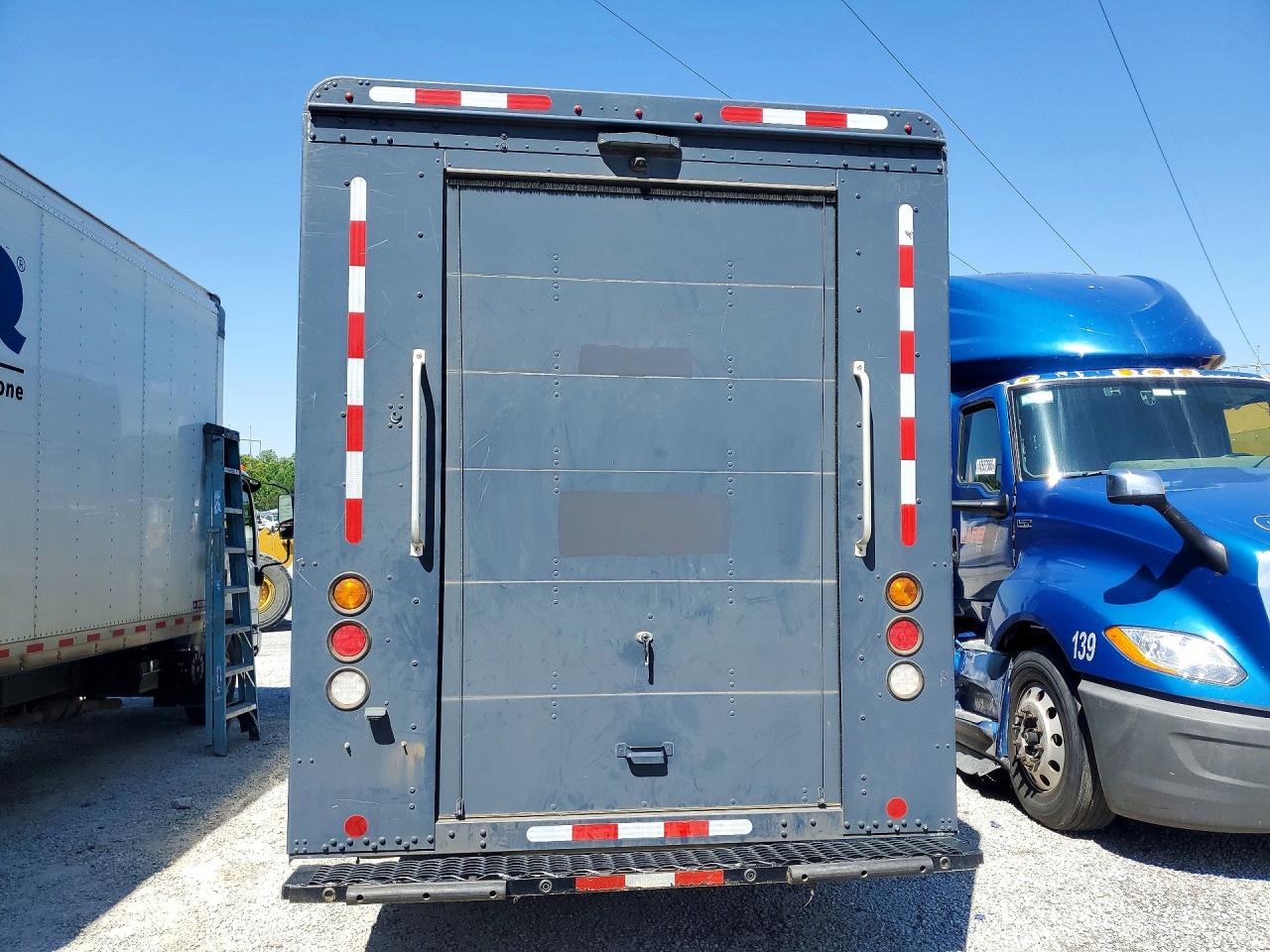 2020 FREIGHTLINER All other VIN 4UZAC2EA3LCMH6049 photo 6