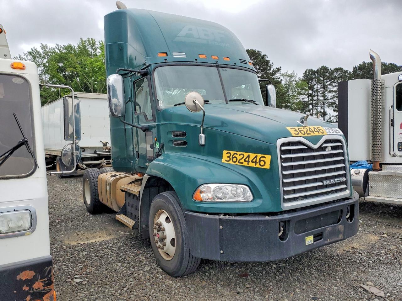 2017 MACK All other VIN 1M1AW01X2HM009754 photo 1