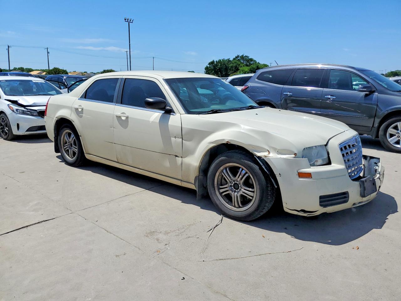 2009 Chrysler 300 VIN 2C3KA43DX9H558009 photo 4