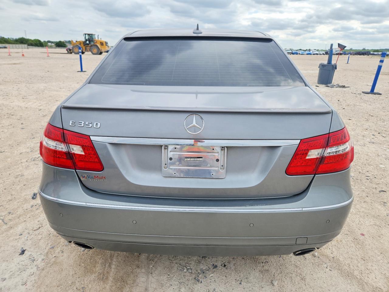 2012 Mercedes-Benz E-class VIN WDDHF5KB1CA588699 photo 6