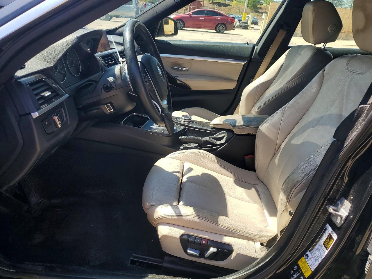 2016 BMW 3 series VIN WBA8Z5C53GG500424 photo 7