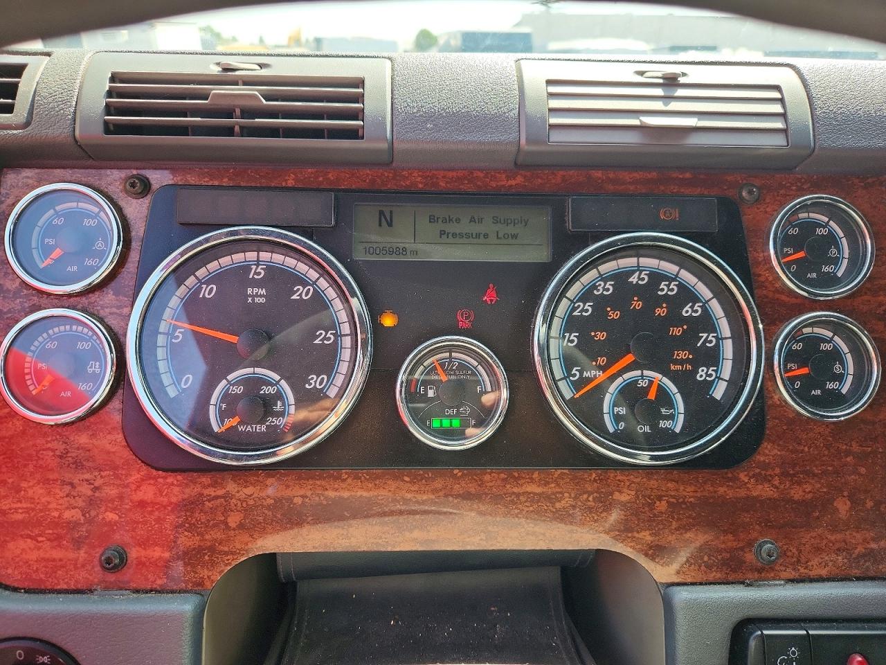 2017 FREIGHTLINER All other VIN 3AKJGLDR2HSHZ6853 photo 8