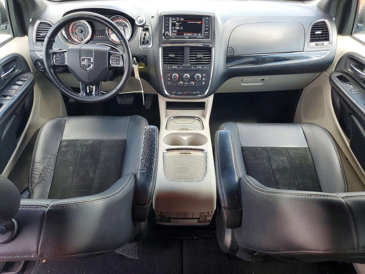 2017 Dodge Caravan VIN 2C4RDGCG9HR673724 photo 8