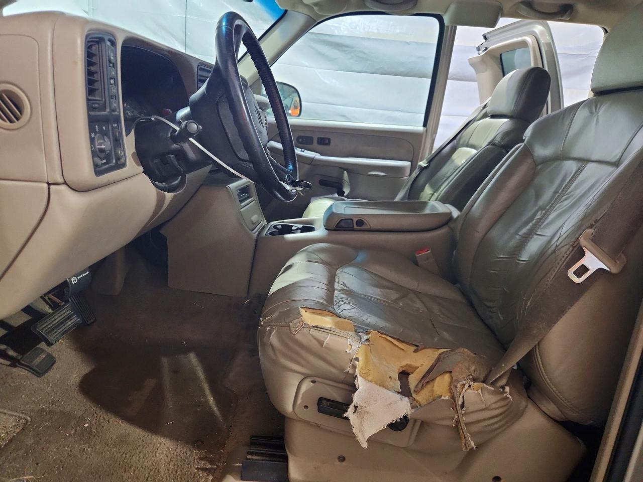 2002 Chevrolet All models VIN 2GCEK19T221292650 photo 7