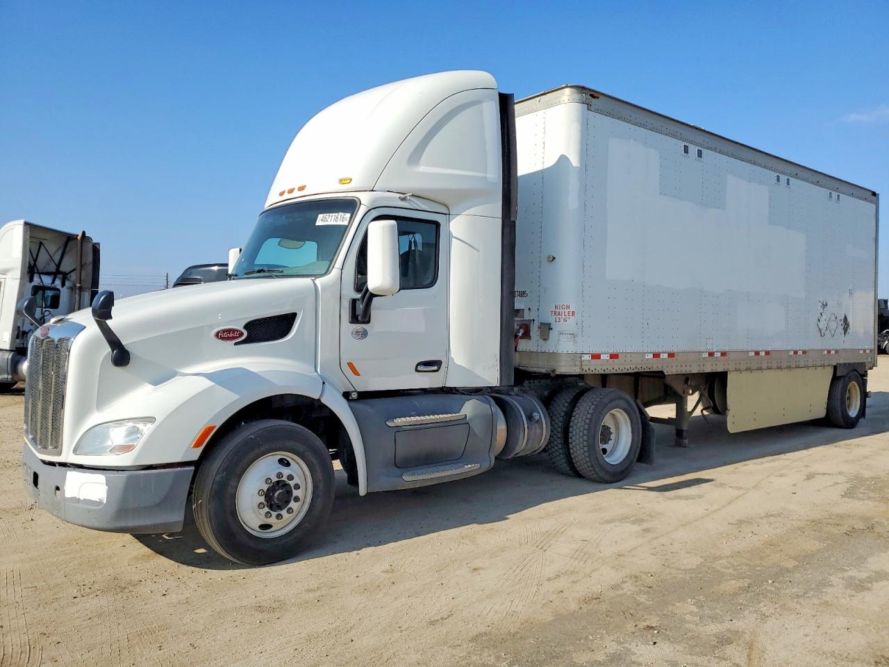 2017 PETERBILT All models VIN 1XPBA48X1HD428533 photo 2